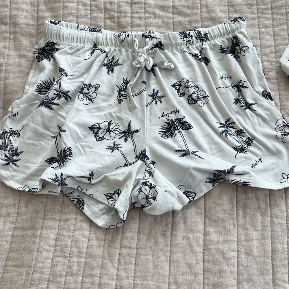 Hurley Women’s Size Small Lounge Set - Picture 4 of 6